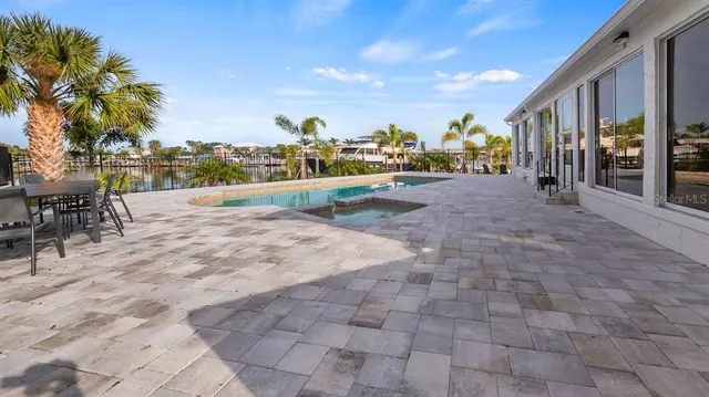 $4,950,000 | 102 East Circle, New Smyrna Beach, FL 32169