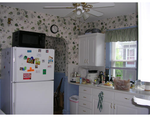 24 Commonwealth Road Watertown, MA 02472 - Photo 8 of 9 Gallery Image 8
