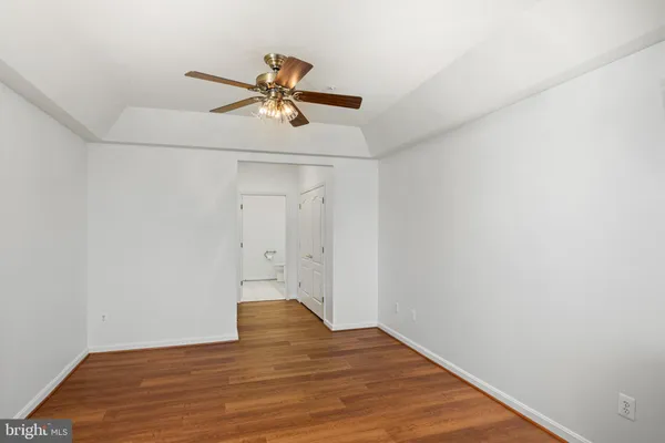 $390,000 | 8601 Roaming Ridge Way, Unit 304, Odenton, MD 21113