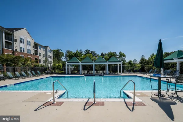 $390,000 | 8601 Roaming Ridge Way, Unit 304, Odenton, MD 21113