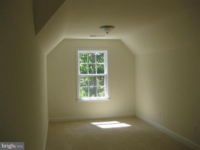5111 Sands Road Lothian, MD 20711 - Photo 11 of 11 2nd Master Suite