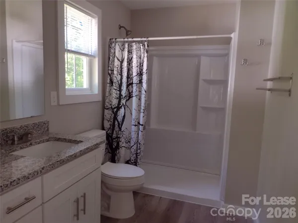 $1,995 | 305 North Crigler Street, Charlotte, NC 28216