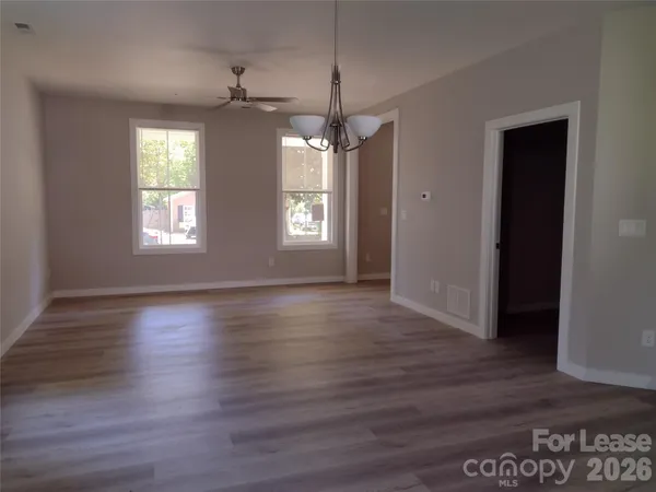 $1,995 | 305 North Crigler Street, Charlotte, NC 28216