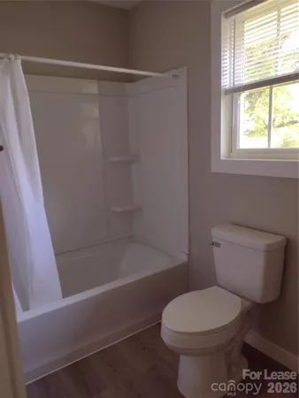 $1,995 | 305 North Crigler Street, Charlotte, NC 28216