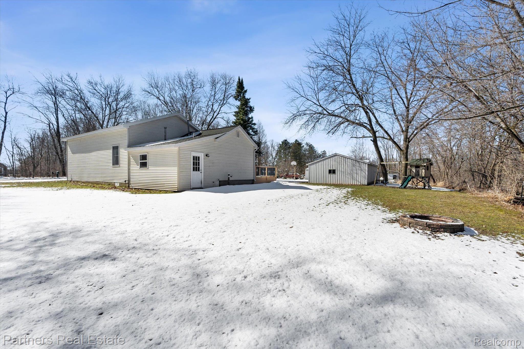 681 Tyrrell Road Bancroft, MI 48414 - Photo 36 of 38 Gallery Image 36