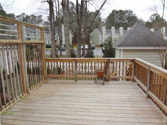 3622 Plumbridge Court Raleigh, NC 27613 - Photo 8 of 8 Gallery Image 8
