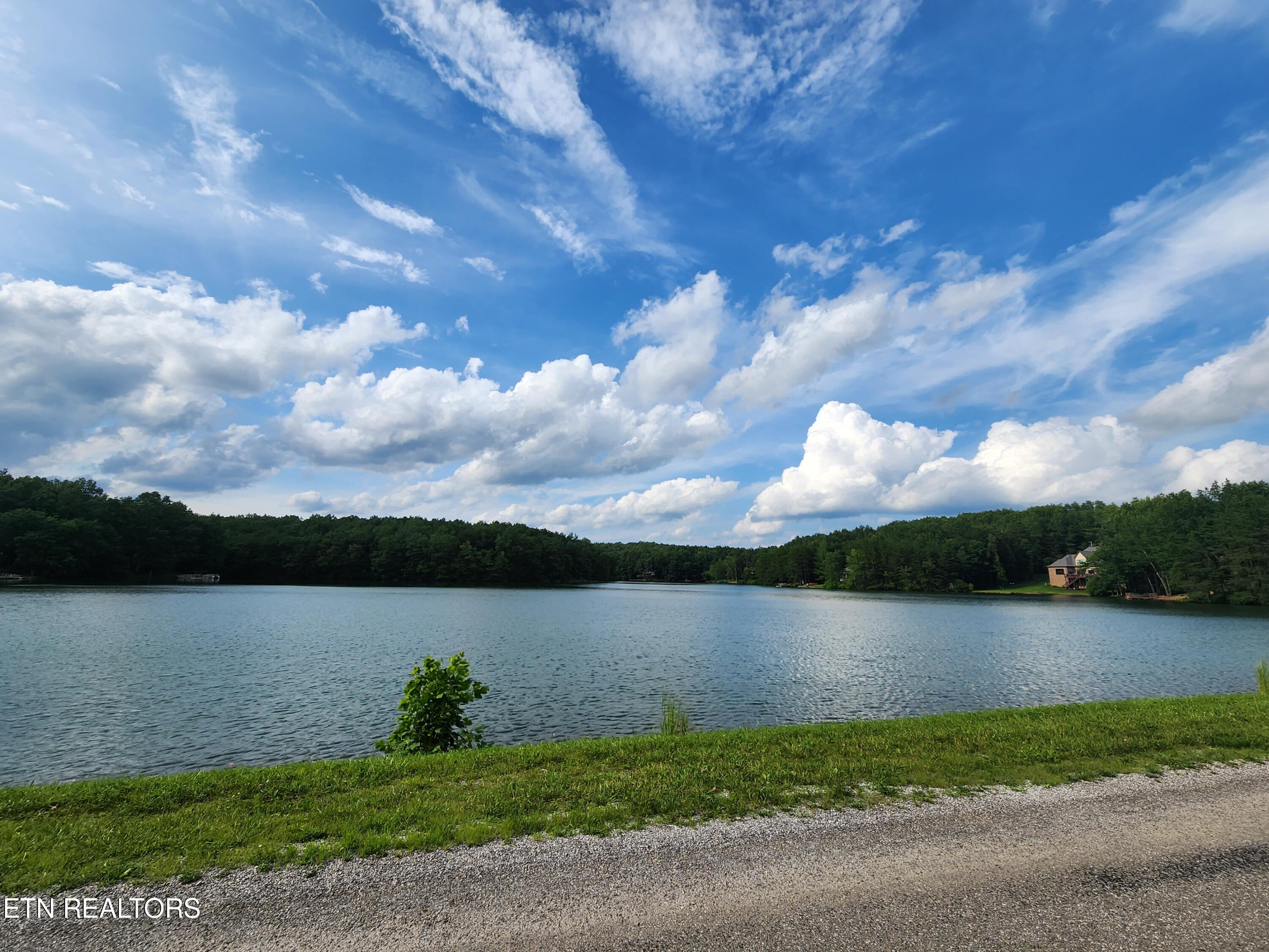 218 Malvern Road Crossville, TN 38558 - Photo 6 of 7 20230721_165445