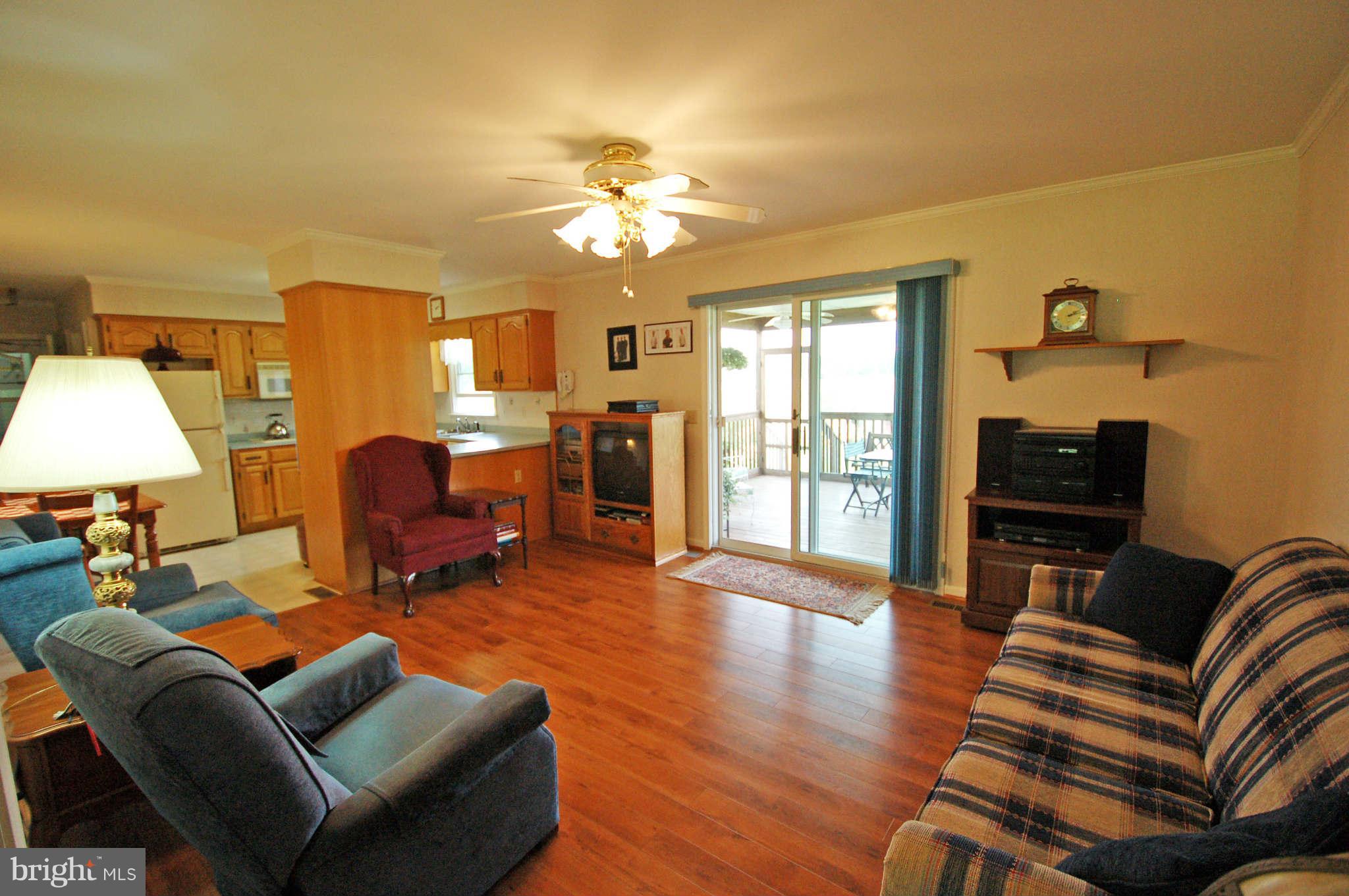 9139 New Road McDaniel, MD 21647 - Photo 3 of 12 Family Room