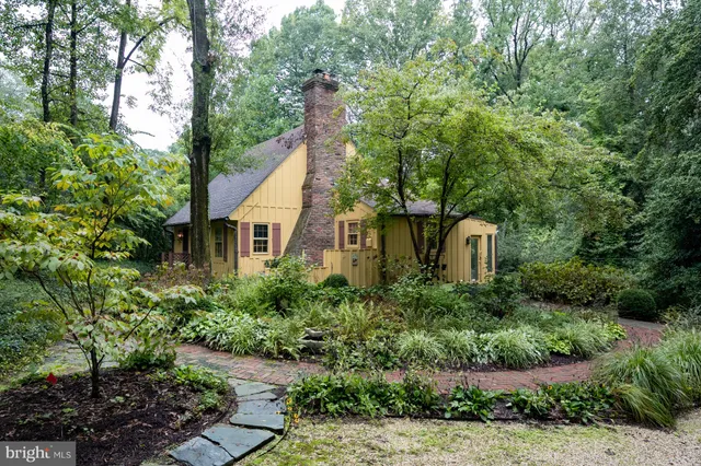 $999,000 | 824 Arcturus On Potomac, Alexandria, VA 22308