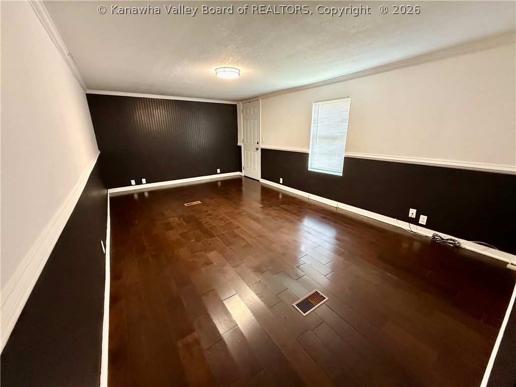 84 Broughton Lane Ripley, WV 25271 - Photo 3 of 18 Gallery Image 3