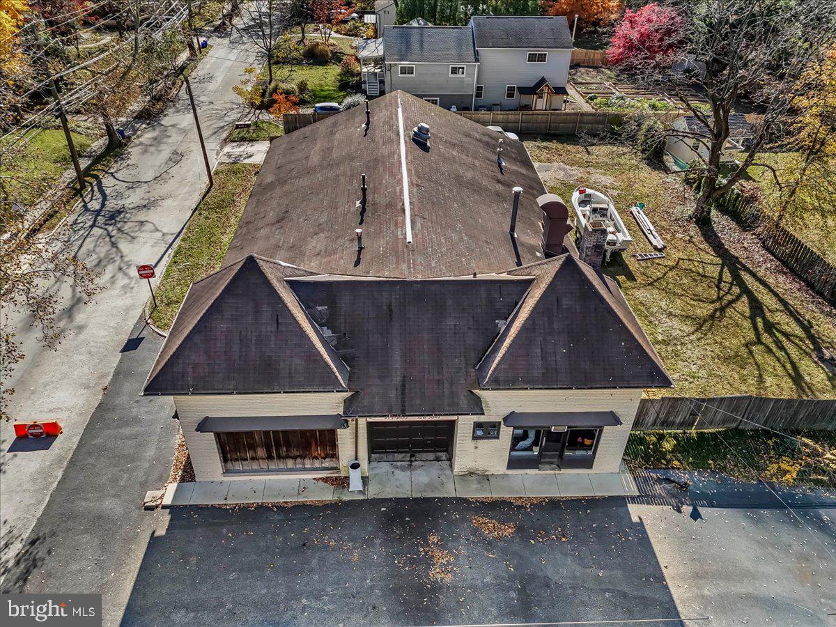 630 Yale Avenue Swarthmore, PA 19081 - Photo 11 of 24 an aerial view of a house with yard