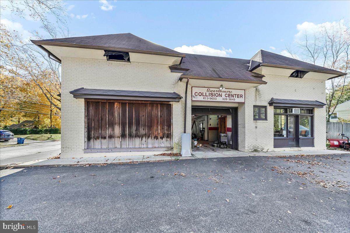 630 Yale Avenue Swarthmore, PA 19081 - Photo 20 of 24 a view of a house with entrance gate