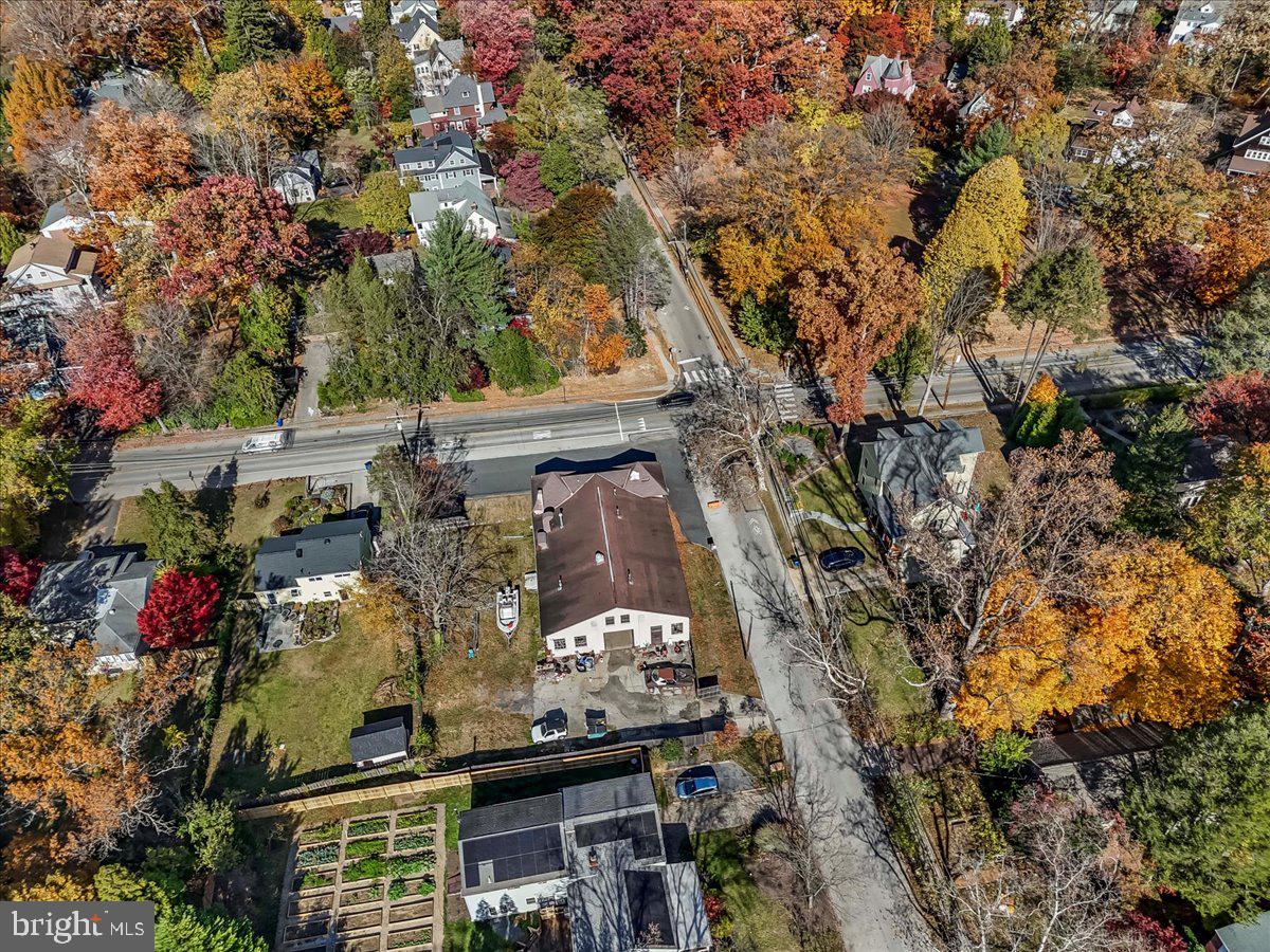 630 Yale Avenue Swarthmore, PA 19081 - Photo 8 of 24 an aerial view of a residential houses with yard