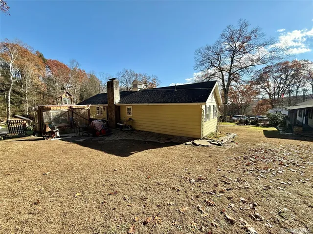 a street view along with residential houses