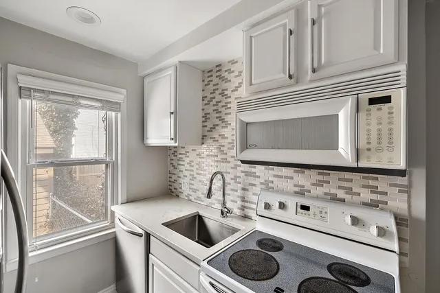 $1,795 | 1501 East 4th Street, Royal Oak, MI 48067