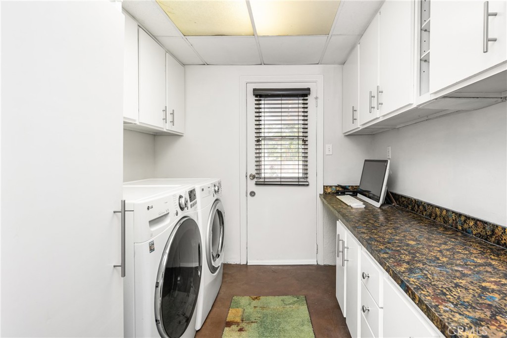 19301 Maynard Way North Tustin, CA 92705 - Photo 16 of 24 Oversixed laundry room.