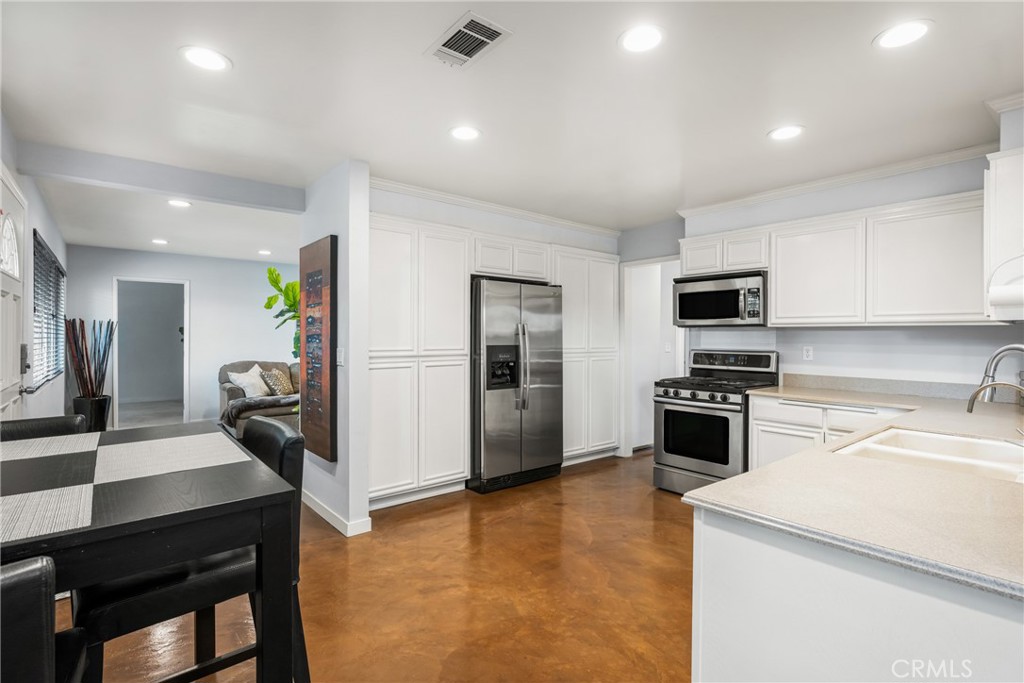 19301 Maynard Way North Tustin, CA 92705 - Photo 5 of 24 Lots of pantry storage!