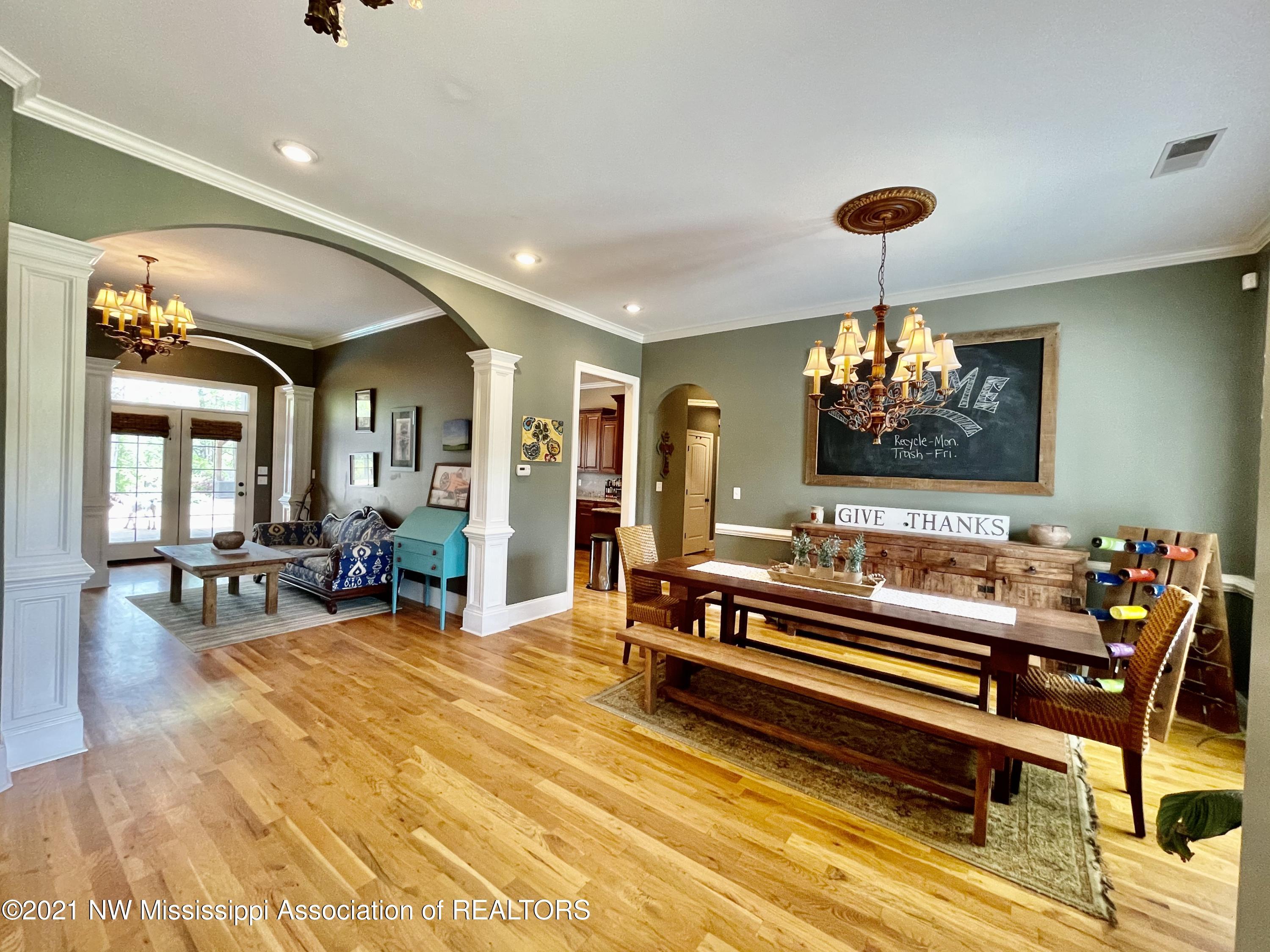 1888 Gracie Road Hernando, MS 38632 - Photo 4 of 41 12DD97BE-A030-43B7-A627-DDC098A8ECE8