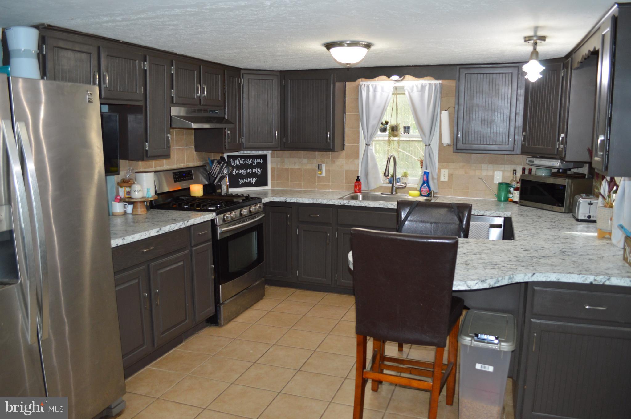 595 Wago Road Mount Wolf, PA 17347 - Photo 3 of 34 Gallery Image 3