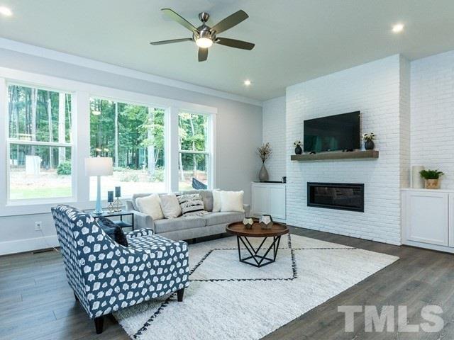 9416 Glencrest Way Raleigh, NC 27613 - Photo 4 of 29