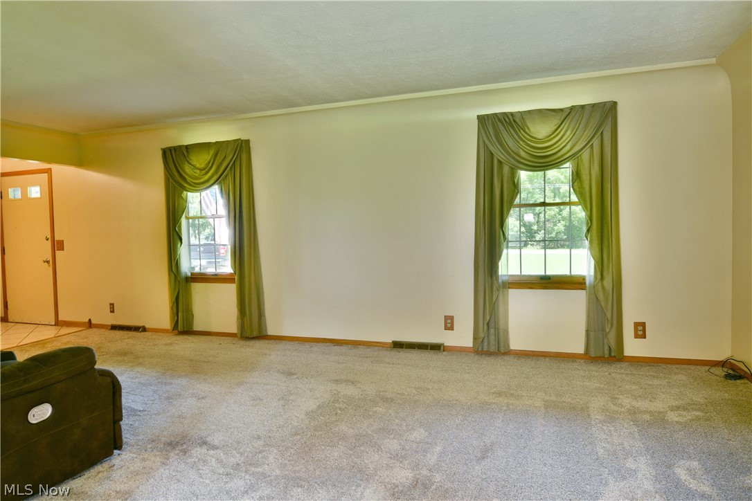 3225 Hewitt Gifford Road Southwest Warren, OH 44481 - Photo 8 of 44 Gallery Image 8