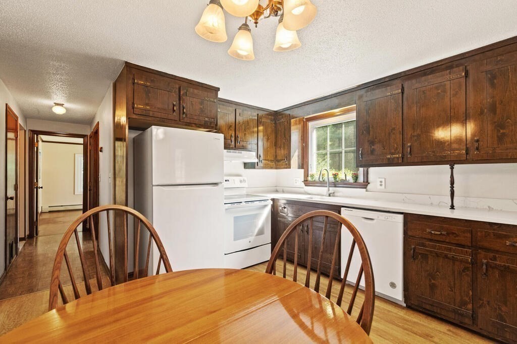 16 Dix Road Ipswich, MA 01938 - Photo 13 of 30 Gallery Image 13
