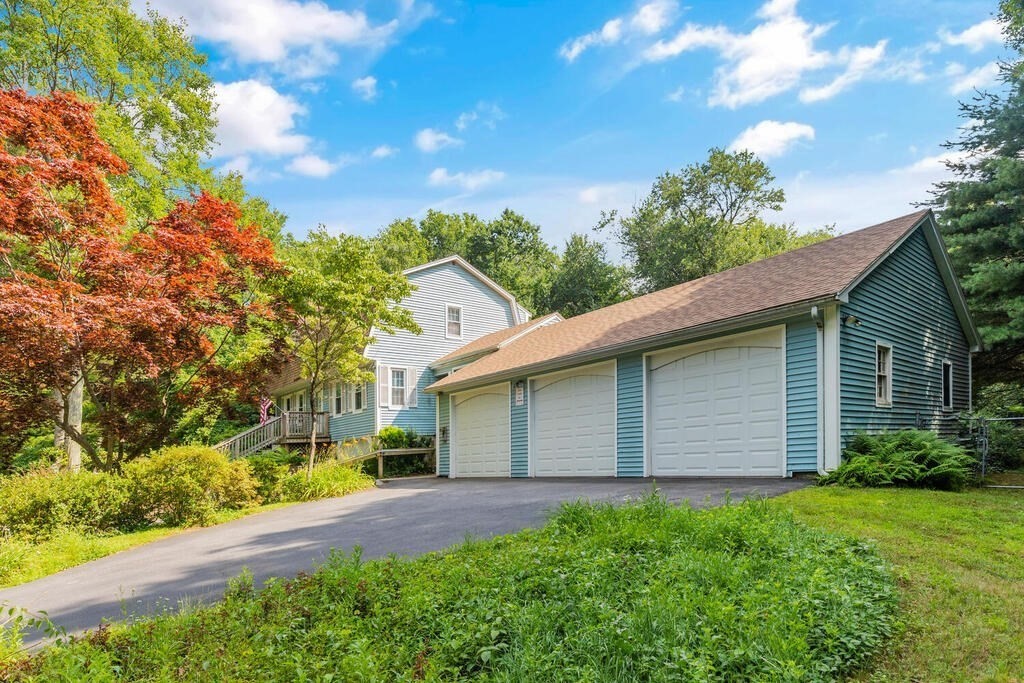16 Dix Road Ipswich, MA 01938 - Photo 2 of 30 Gallery Image 2