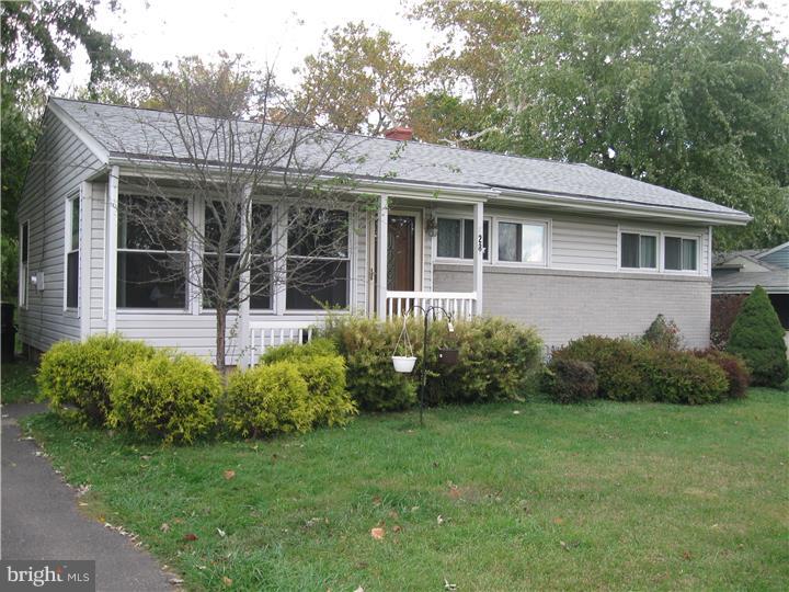 28 St Dunstans Road Hatboro, PA 19040 - Photo 1 of 10 Exterior Front