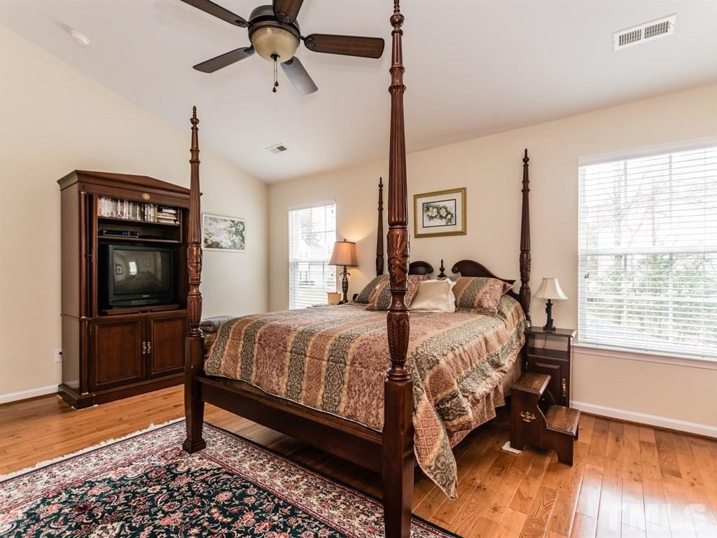 3238 Enchanting Way Raleigh, NC 27616 - Photo 15 of 25