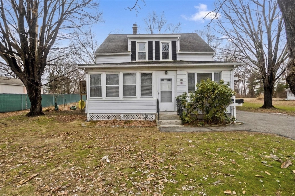 177 Marion Street Chicopee, MA 01013 - Photo 3 of 36