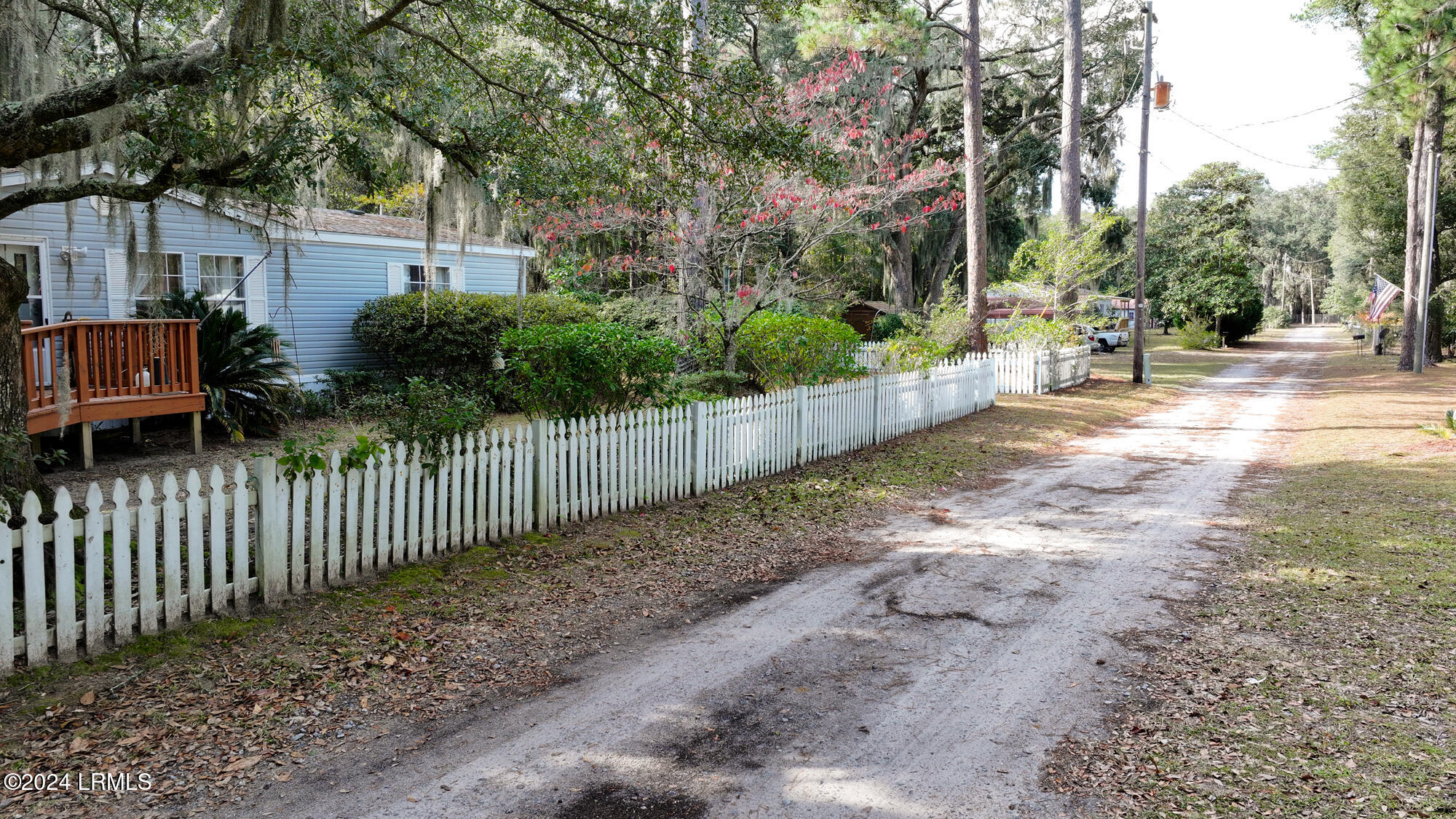 21 Mixon Road St. Helena Island, SC 29920 - Photo 25 of 29 Street View South