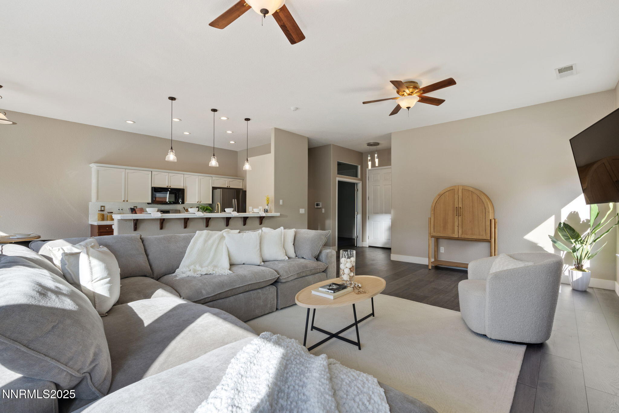 10265 Donnay Court Reno, NV 89521 - Photo 17 of 41 17-web-or-mls-DSC09589