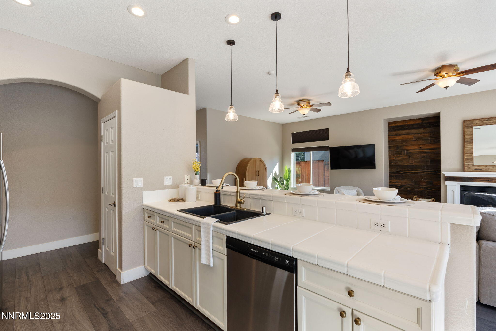 10265 Donnay Court Reno, NV 89521 - Photo 21 of 41 21-web-or-mls-DSC09614