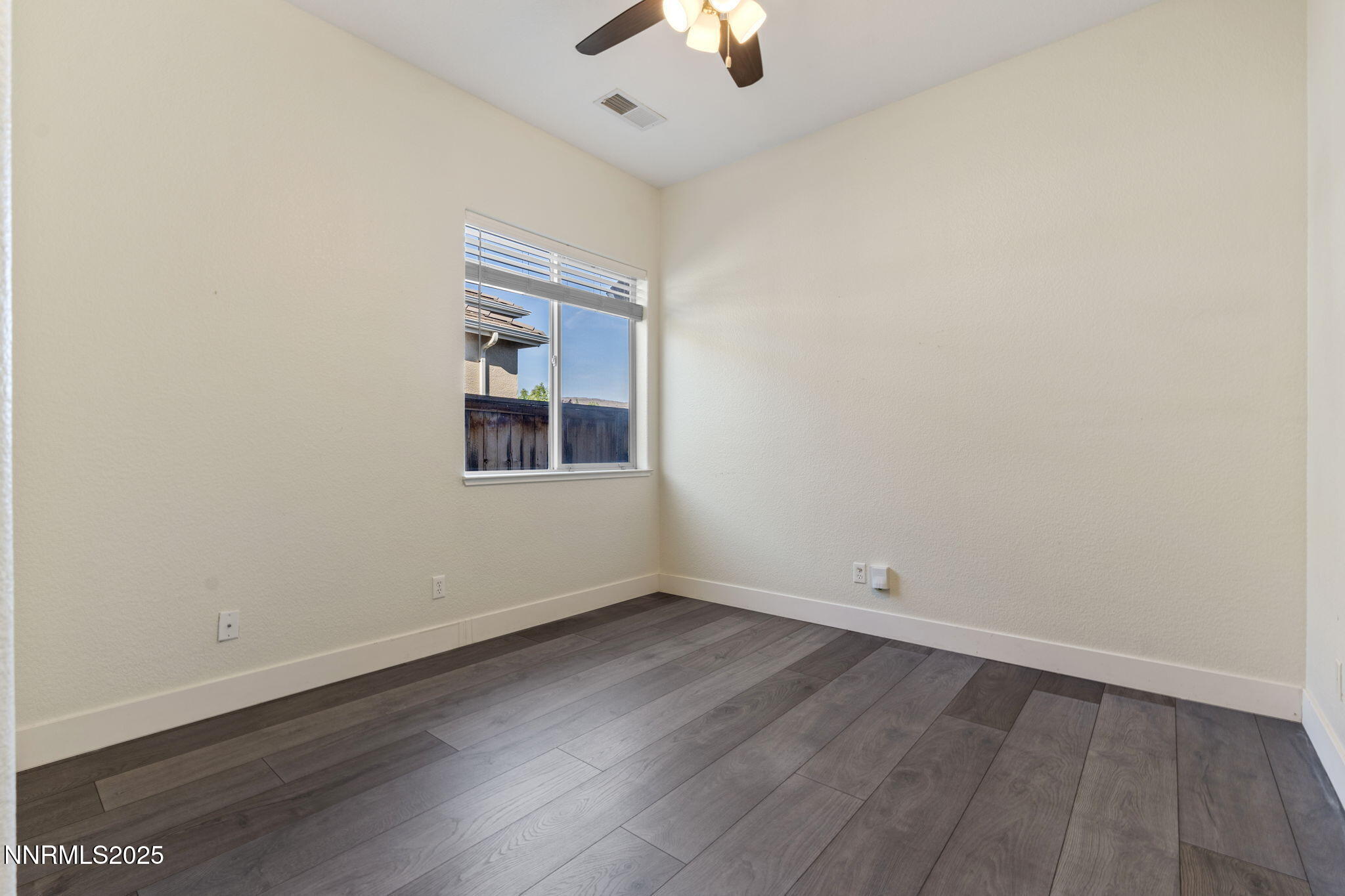 10265 Donnay Court Reno, NV 89521 - Photo 33 of 41 33-web-or-mls-DSC09669