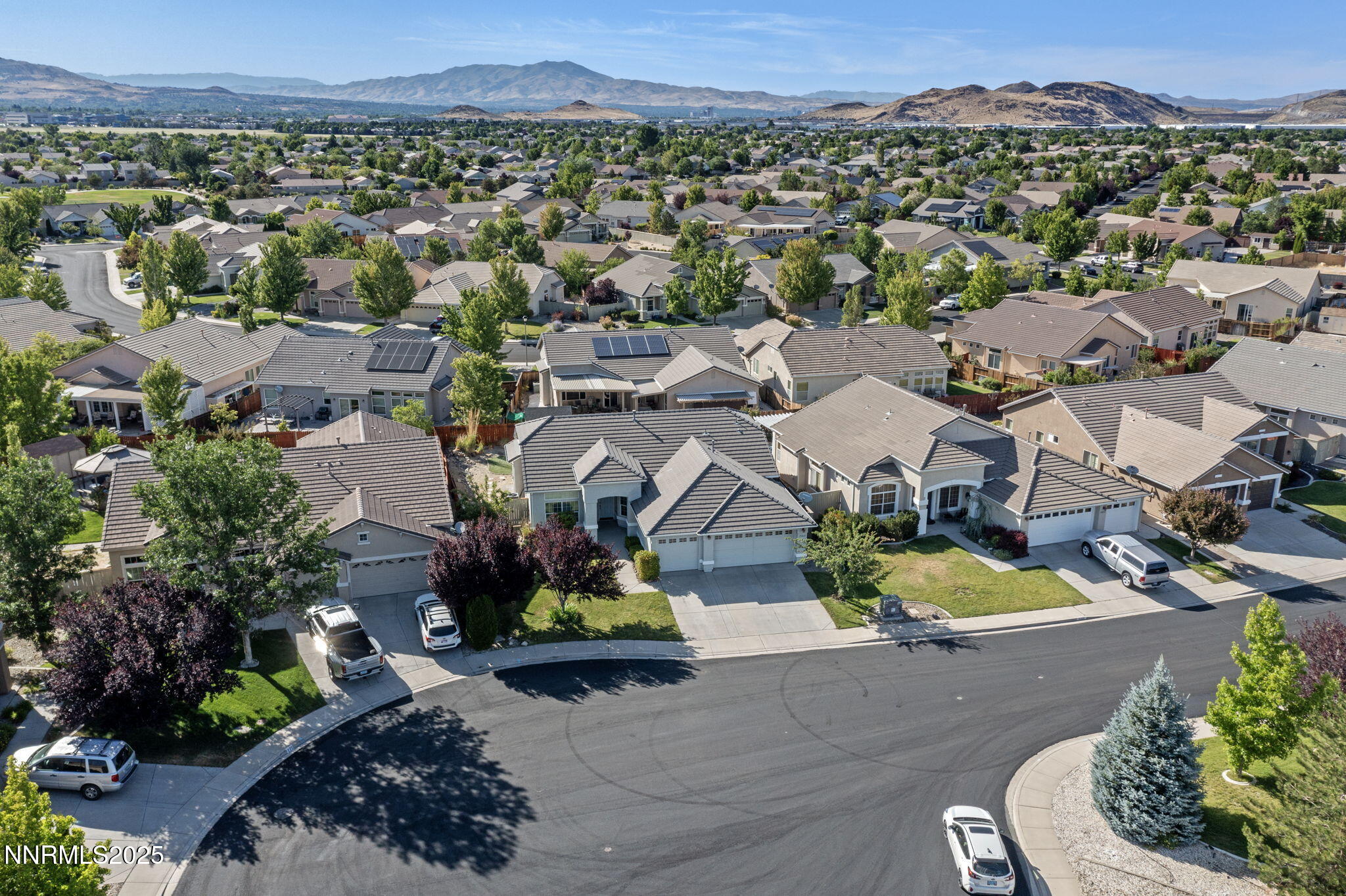 10265 Donnay Court Reno, NV 89521 - Photo 7 of 41 7-web-or-mls-DJI_0429