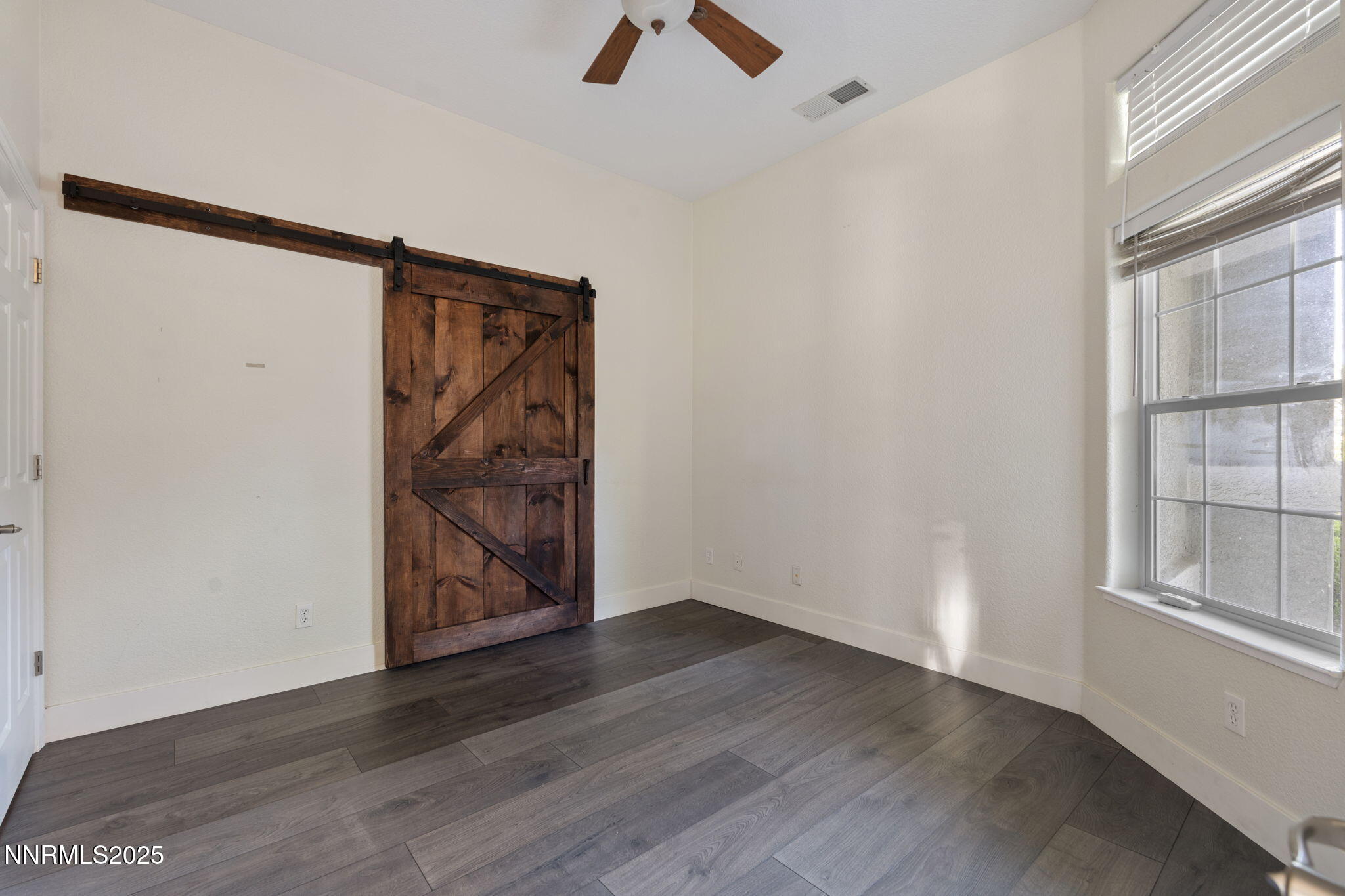 10265 Donnay Court Reno, NV 89521 - Photo 10 of 41 10-web-or-mls-DSC09649