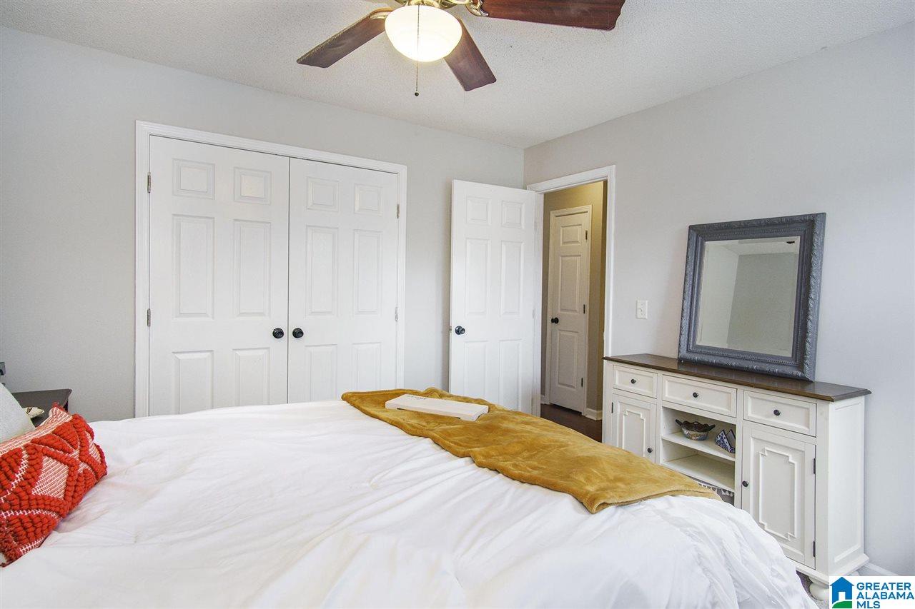 203 Stone Circle Pelham, AL 35124 - Photo 18 of 28
