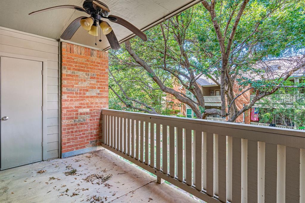 12660 Hillcrest Road, Unit 4203 Dallas, TX 75230 - Photo 12 of 16 Balcony featuring ceiling fan
