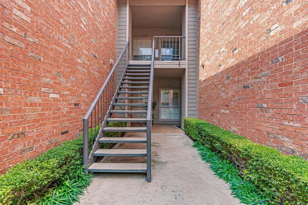 12660 Hillcrest Road, Unit 4203 Dallas, TX 75230 - Photo 2 of 16 View of property entrance
