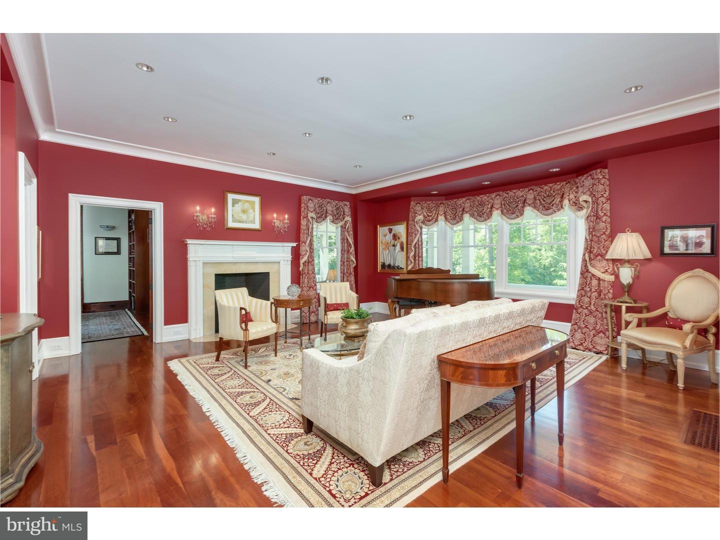 36 Eastwick Road Malvern, PA 19355 - Photo 7 of 25 Living Room