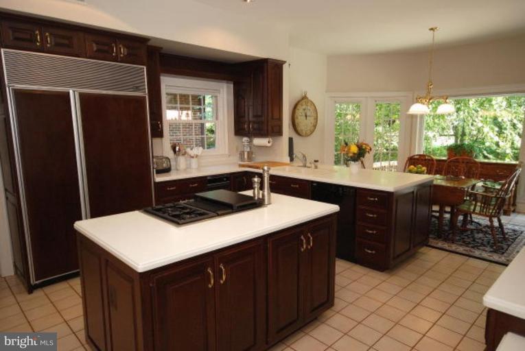 7218 Braddock Road Annandale, VA 22003 - Photo 11 of 30 Kitchen