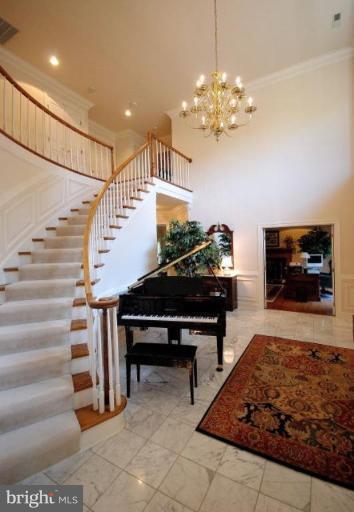 7218 Braddock Road Annandale, VA 22003 - Photo 15 of 30 Staircase