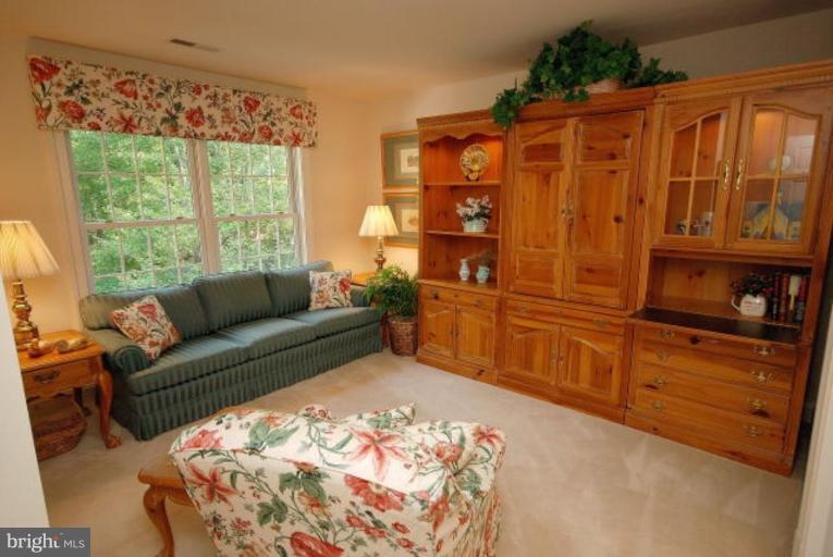 7218 Braddock Road Annandale, VA 22003 - Photo 23 of 30 Bedroom #3