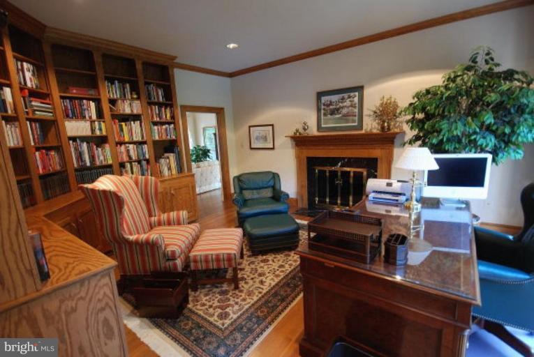 7218 Braddock Road Annandale, VA 22003 - Photo 7 of 30 Study