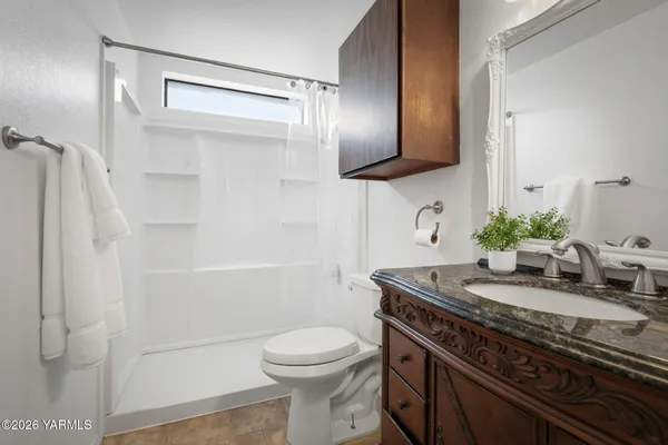 $195,000 | 701 South 38th Avenue, Unit 20, Yakima, WA 98902