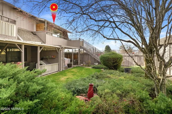 $195,000 | 701 South 38th Avenue, Unit 20, Yakima, WA 98902