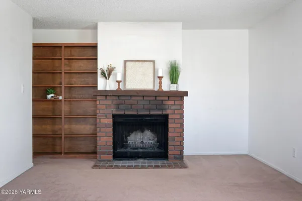 $195,000 | 701 South 38th Avenue, Unit 20, Yakima, WA 98902