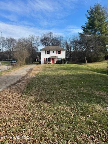 $449,900 | 1924 Sunny Lane, Knoxville, TN 37912