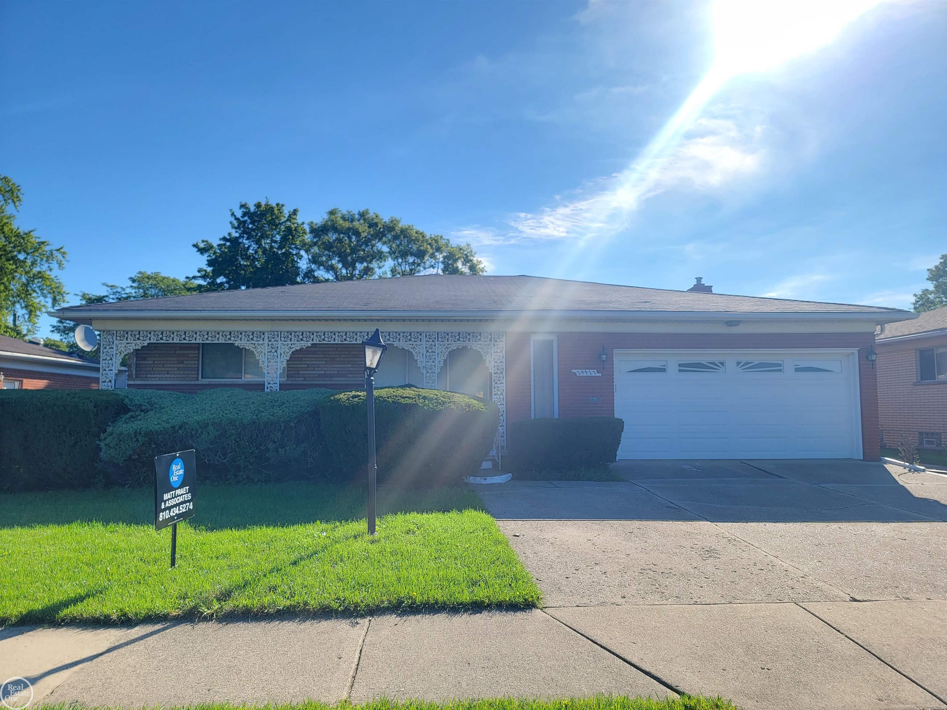 29322 Ridgefield Avenue Warren, MI 48088 - Photo 1 of 22 Gallery Image 1