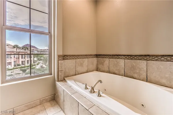 $479,000 | 10 Via Vasari, Unit 3105, Henderson, NV 89011